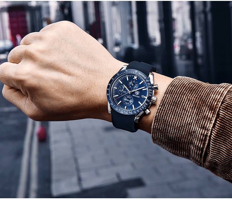 22 Men's Chronograph Round Quartz Watch