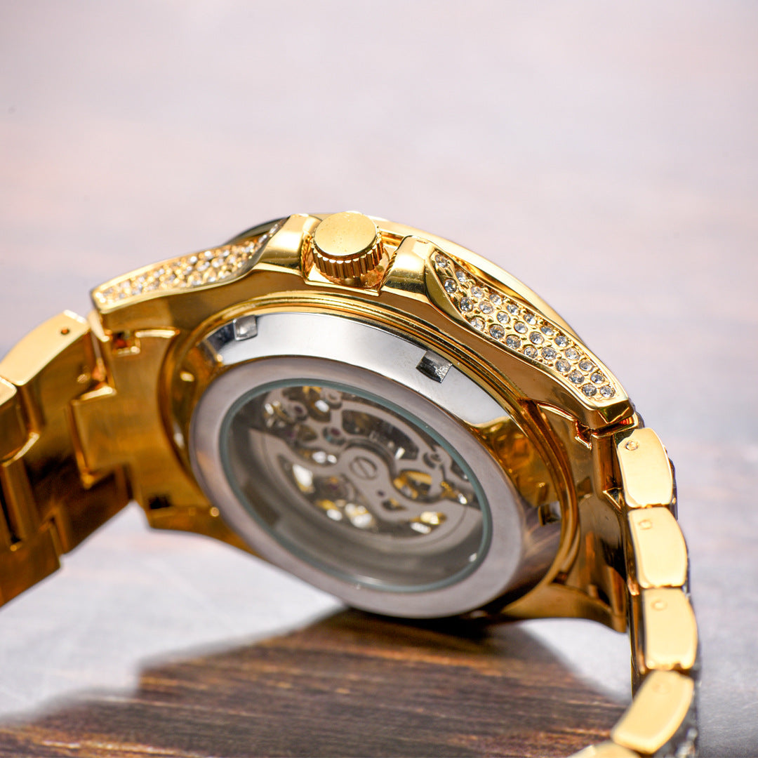 76 Men's Round Automatic Watch