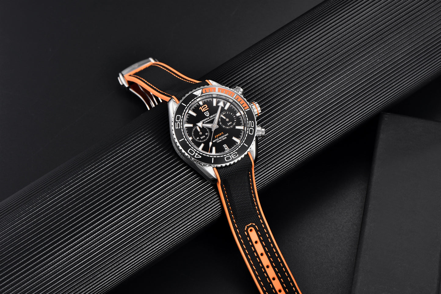 376 Men's Fashion Quartz Watch