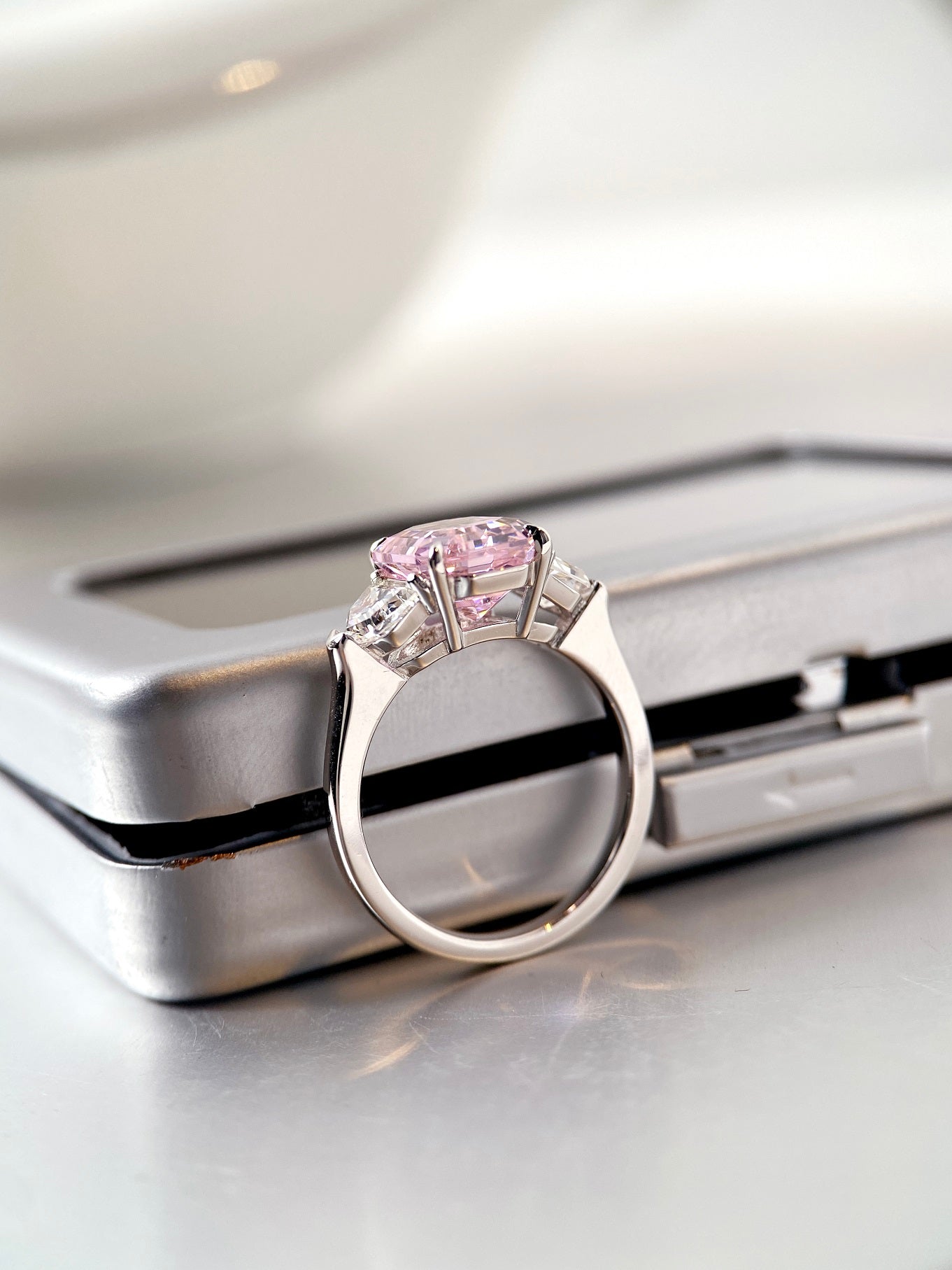 823 Women's Fashion Sterling Silver Ring