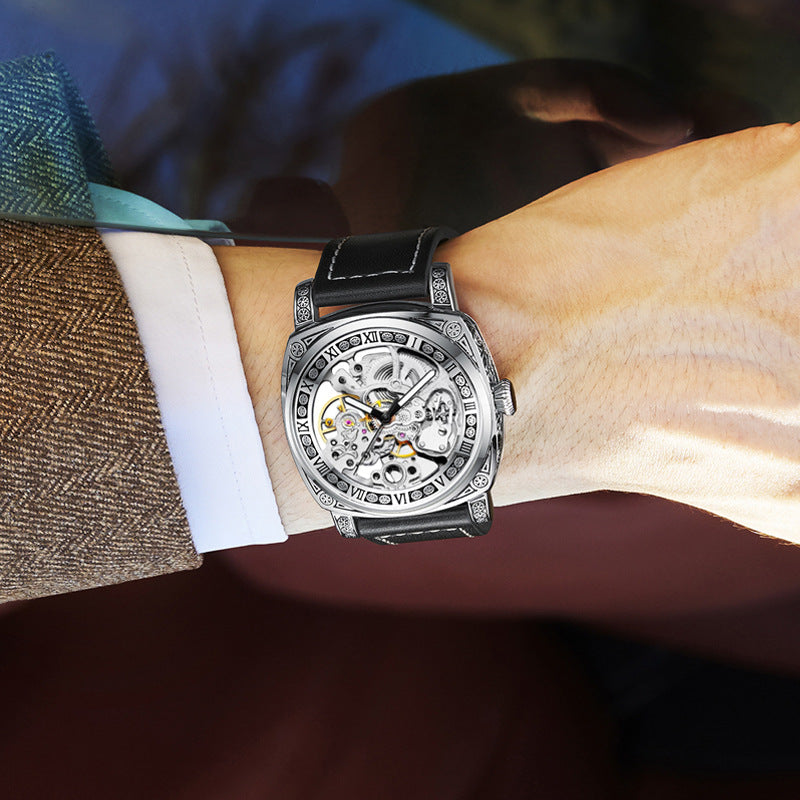 46 Men's Hollow Out Automatic Automatic Watch With Leather Band