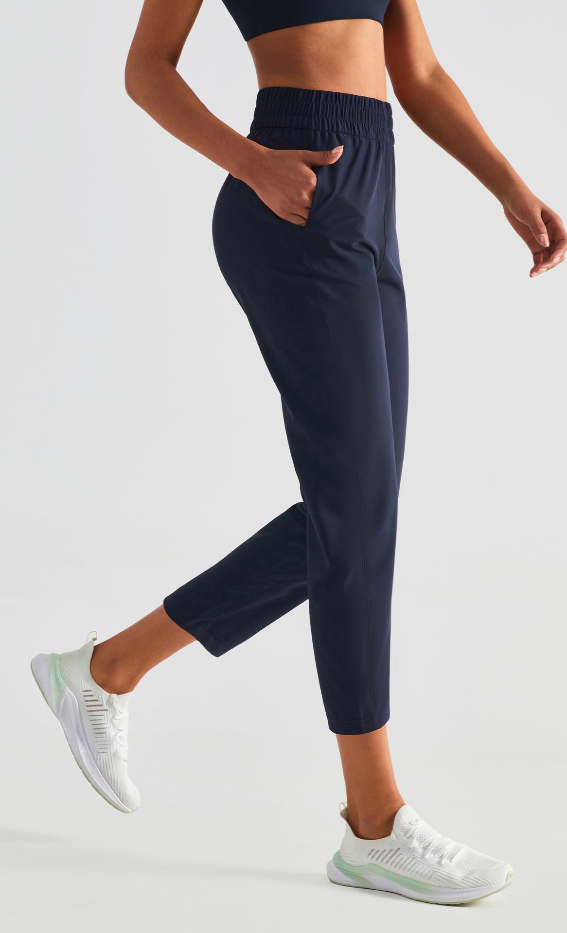 Cropped Jogger Pants With Pockets